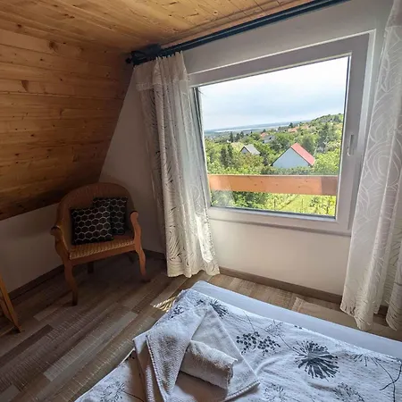 Nyaraló In - Velence-see 43968