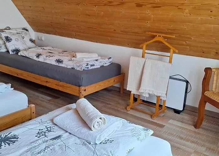 In - Velence-see 43968 *