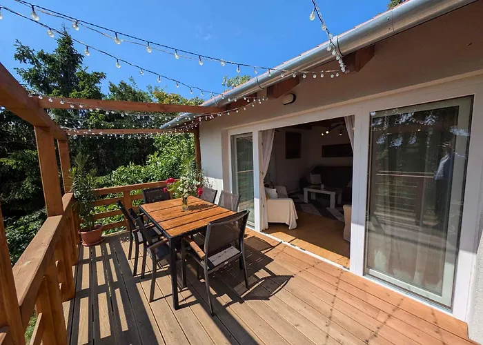 In - Velence-see 43968 *